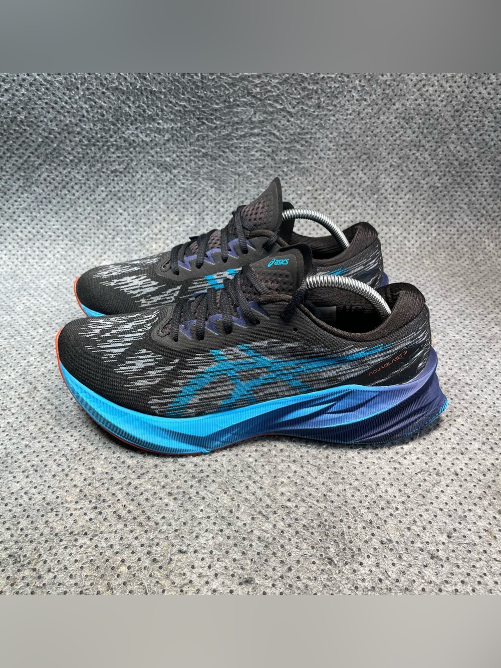 Asics Novablast 3 Black Blue Running Shoes Size 9 Men’s